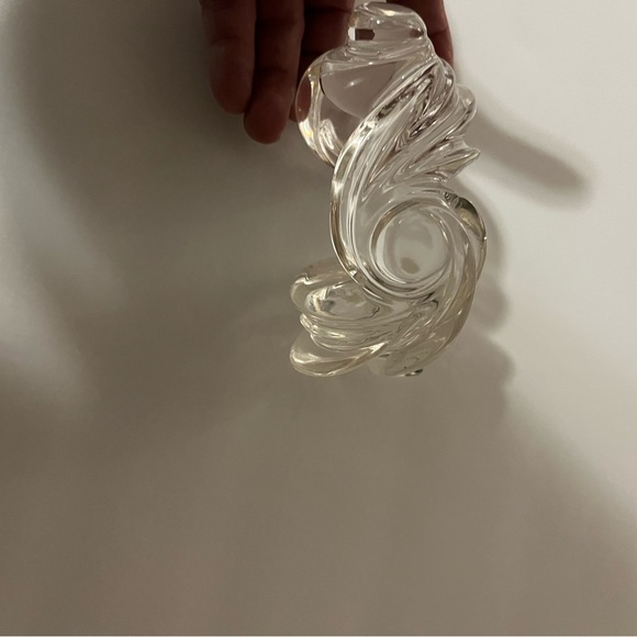 PATRICIA VON MUSULIN Lucite Ram Head Cuff Bracelet - Picture 8 of 8